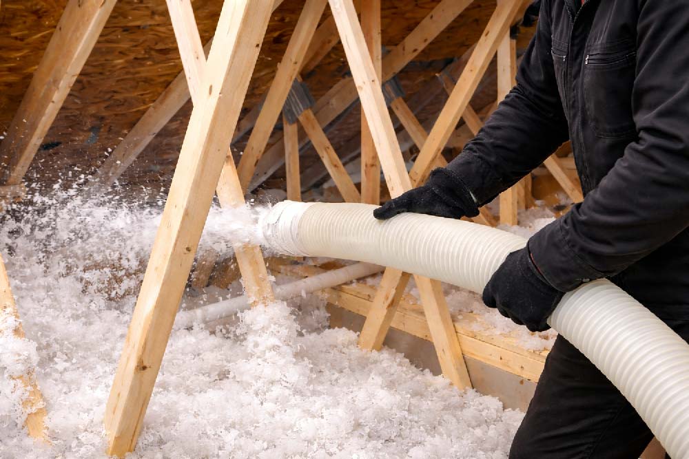 Isolation par soufflage combles – Acces Énergies